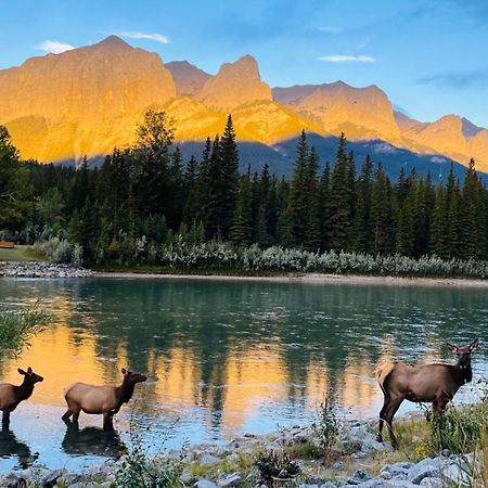 Unit #204 Cozy Mountain View 2Br In Canmore Downtown Exterior foto